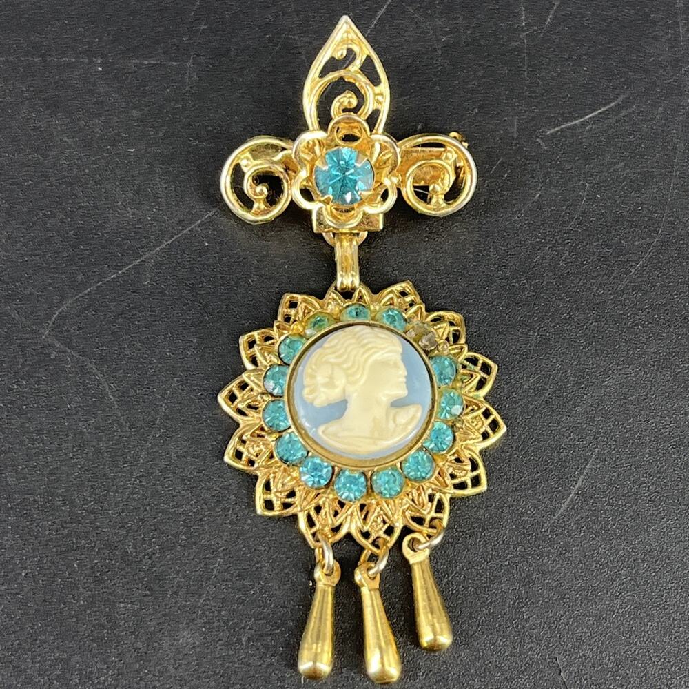Blue CAMEO BROOCH Pin Filigree Flower Dangle Blue Rhinestones Signed Kari Read